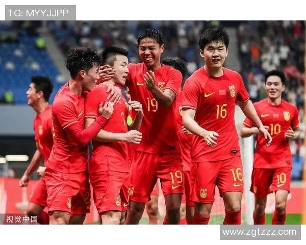 亚洲杯决赛精彩对决回顾：激烈角逐见证亚洲足球新辉煌